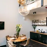 Narusa Lesna Przystan