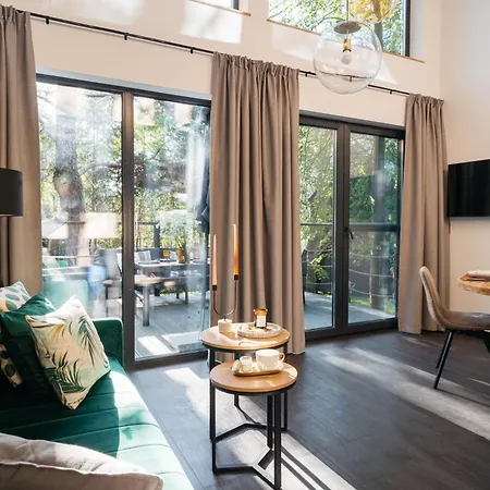 Narusa Lesna Przystan