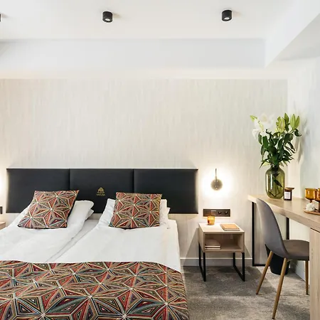 Narusa Lesna Przystan *