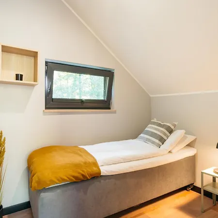 Narusa Lesna Przystan