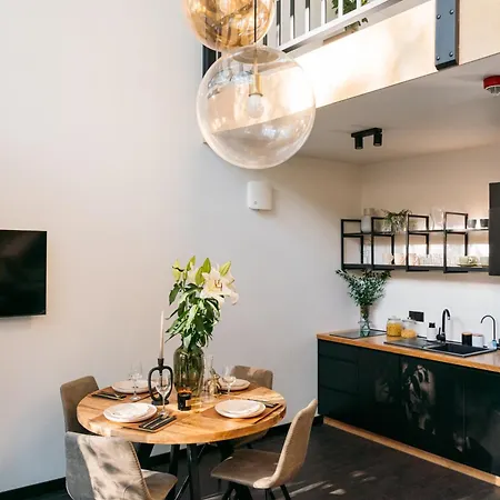 Narusa Lesna Przystan