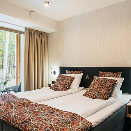 Narusa Lesna Przystan *